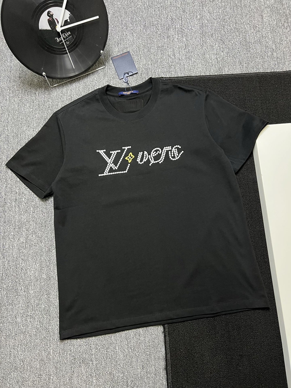 ブランドTシャツ正面デザイン